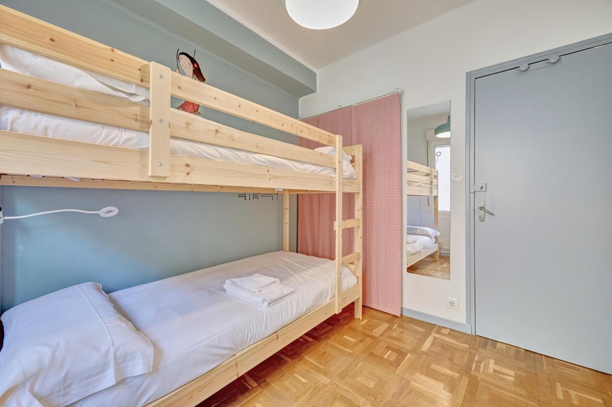 パンプローナDormitaleriaアパートメント エクステリア 写真